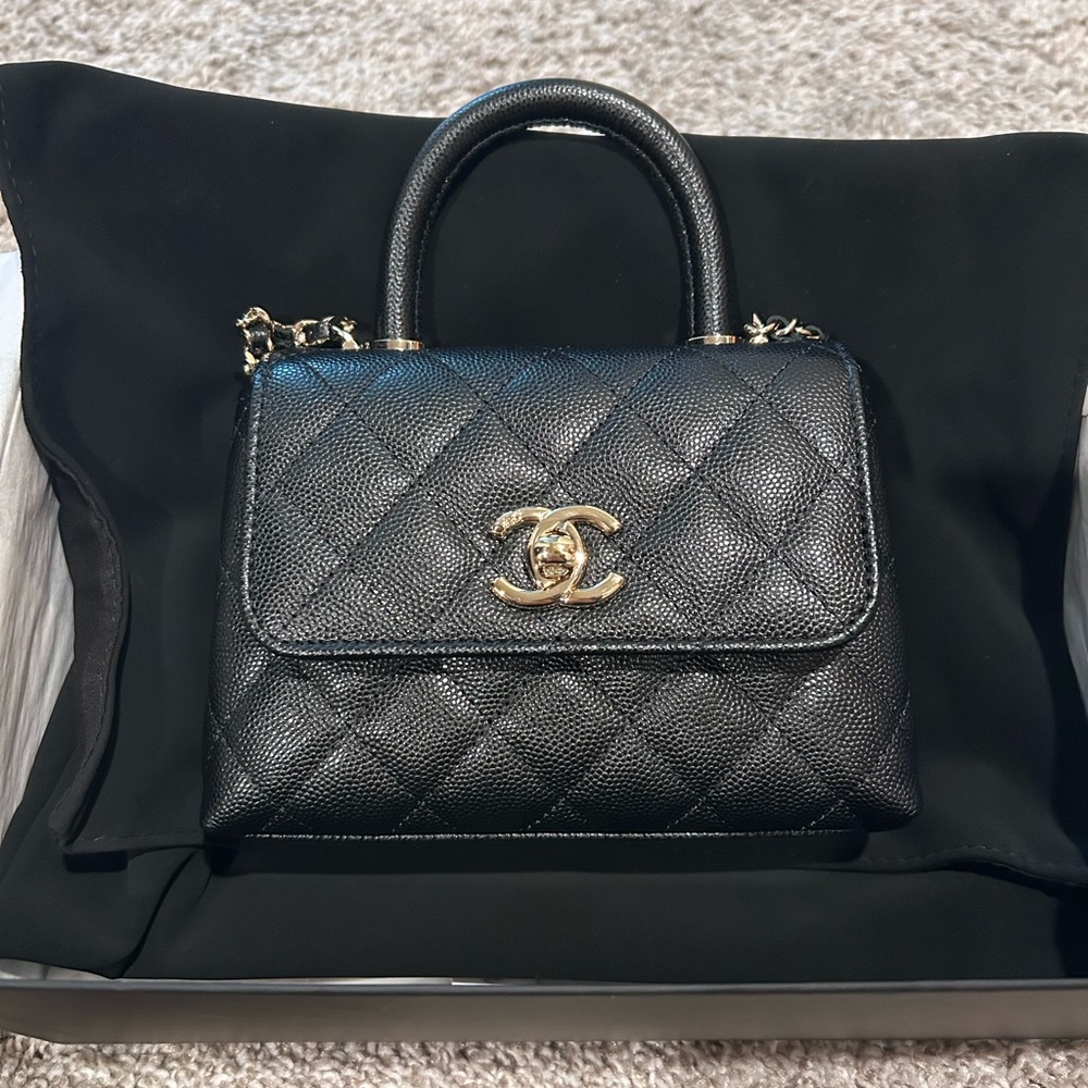 ❌SOLD❌Chanel Coco handle mini size